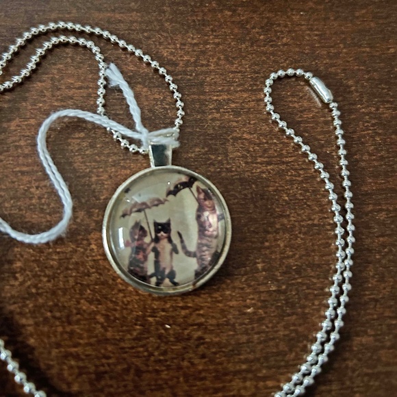 CATS & UMBRELLA PENDANT NECKLACE,, HANDMADE, GLASS DOME ON METAL, 23 INCH SILVER - Picture 5 of 6